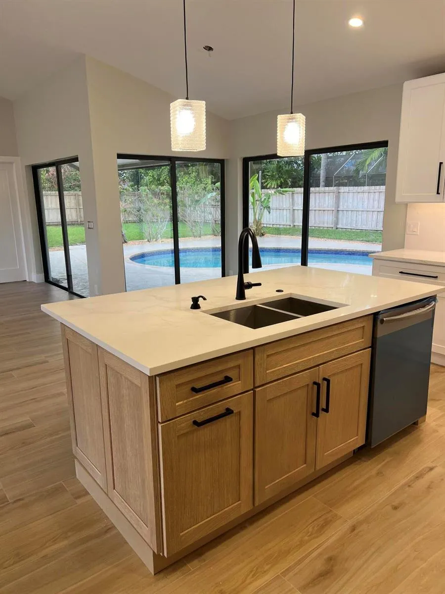 199 SW 15th Court Boca Raton, FL 33486