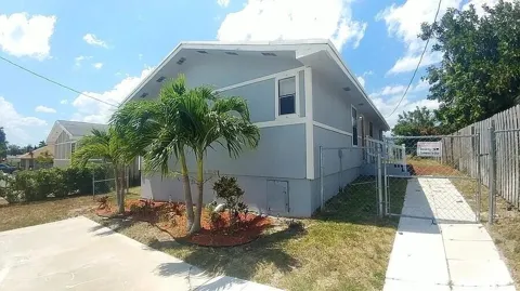1488 W 31st Street