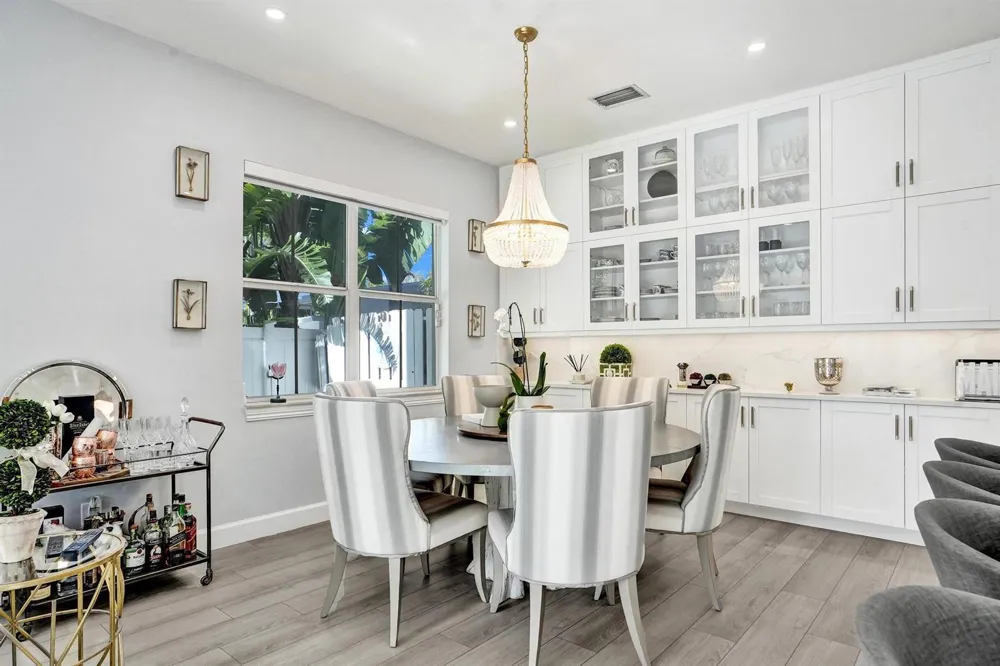 1411 NE 7th Street Fort Lauderdale, FL 33304