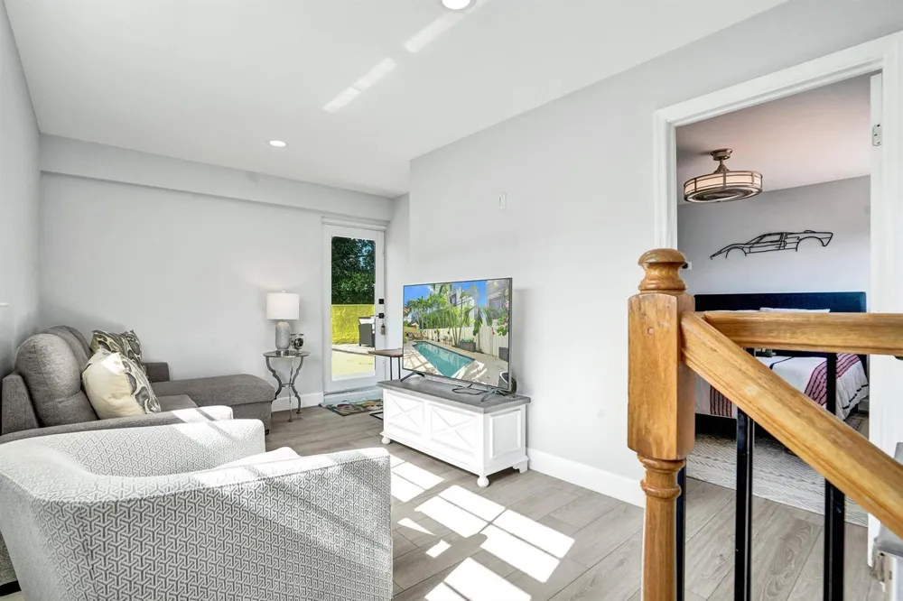 1411 NE 7th Street Fort Lauderdale, FL 33304