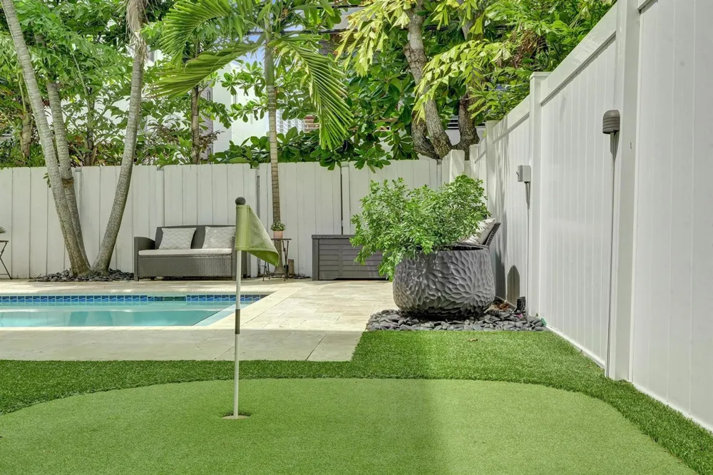 1411 NE 7th Street Fort Lauderdale, FL 33304