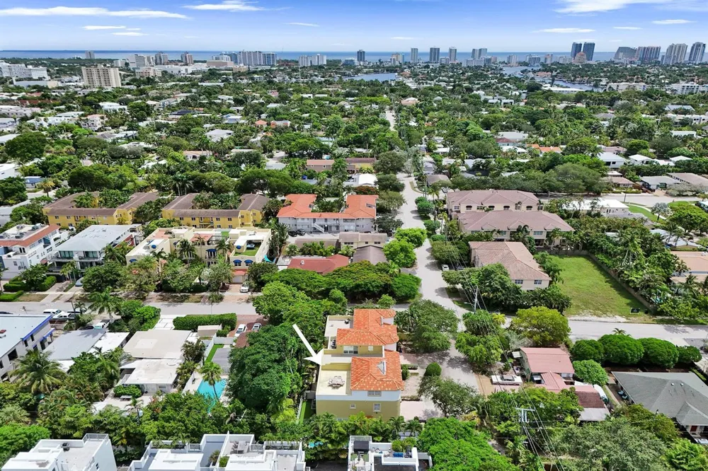 1411 NE 7th Street Fort Lauderdale, FL 33304