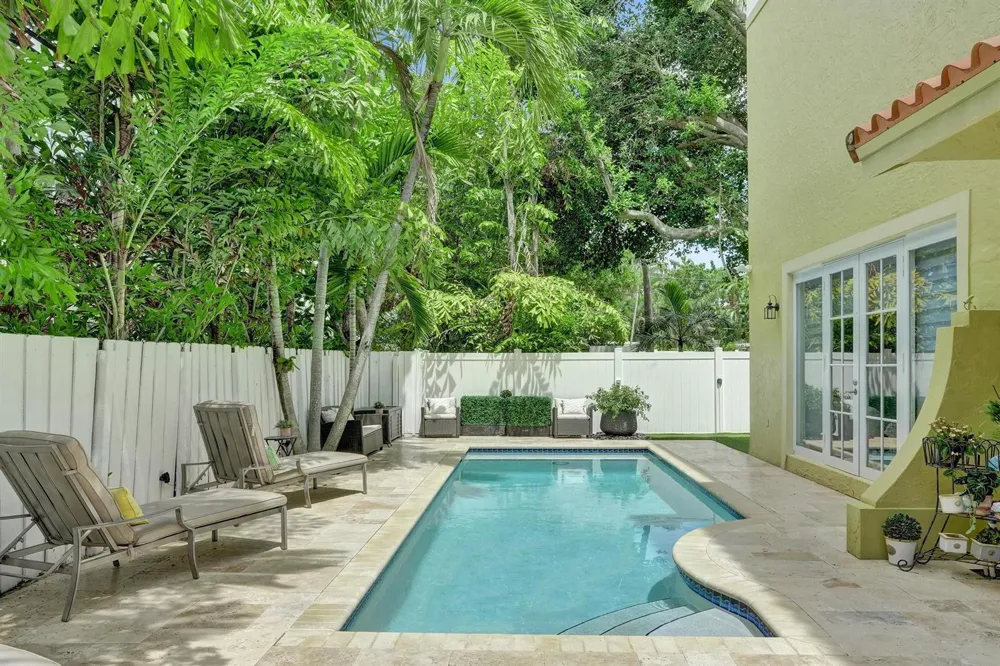 1411 NE 7th Street Fort Lauderdale, FL 33304