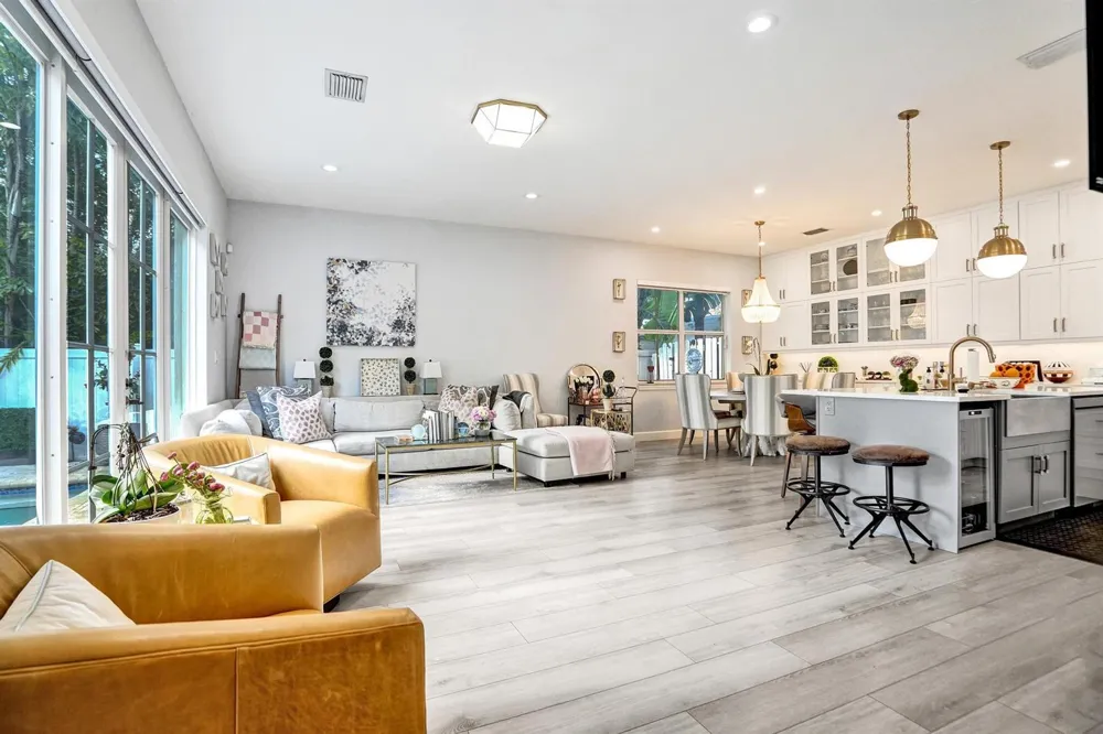 1411 NE 7th Street Fort Lauderdale, FL 33304