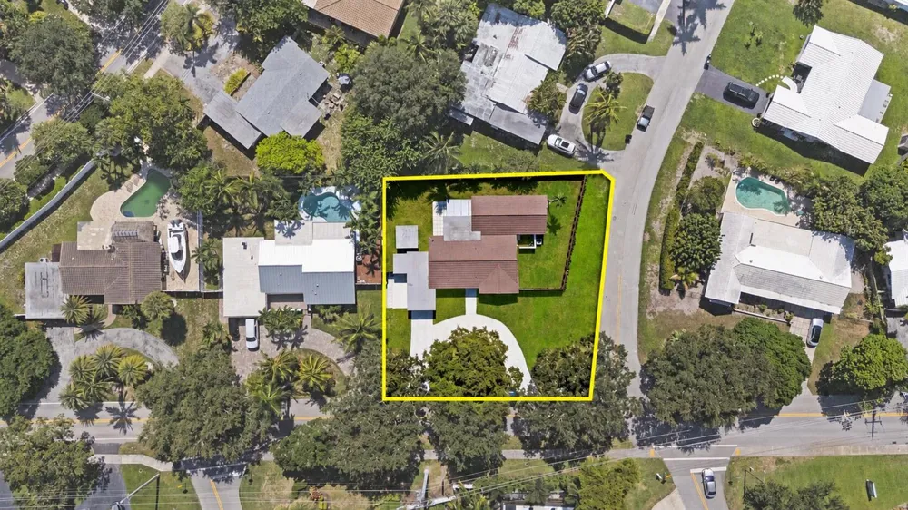 4000 NE 22ND AVENUE Lighthouse Point, FL 33064