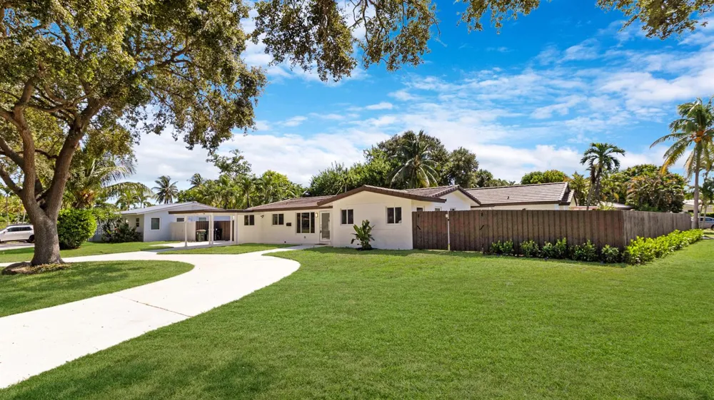 4000 NE 22ND AVENUE Lighthouse Point, FL 33064