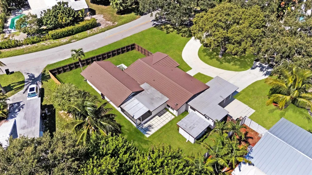 4000 NE 22ND AVENUE Lighthouse Point, FL 33064