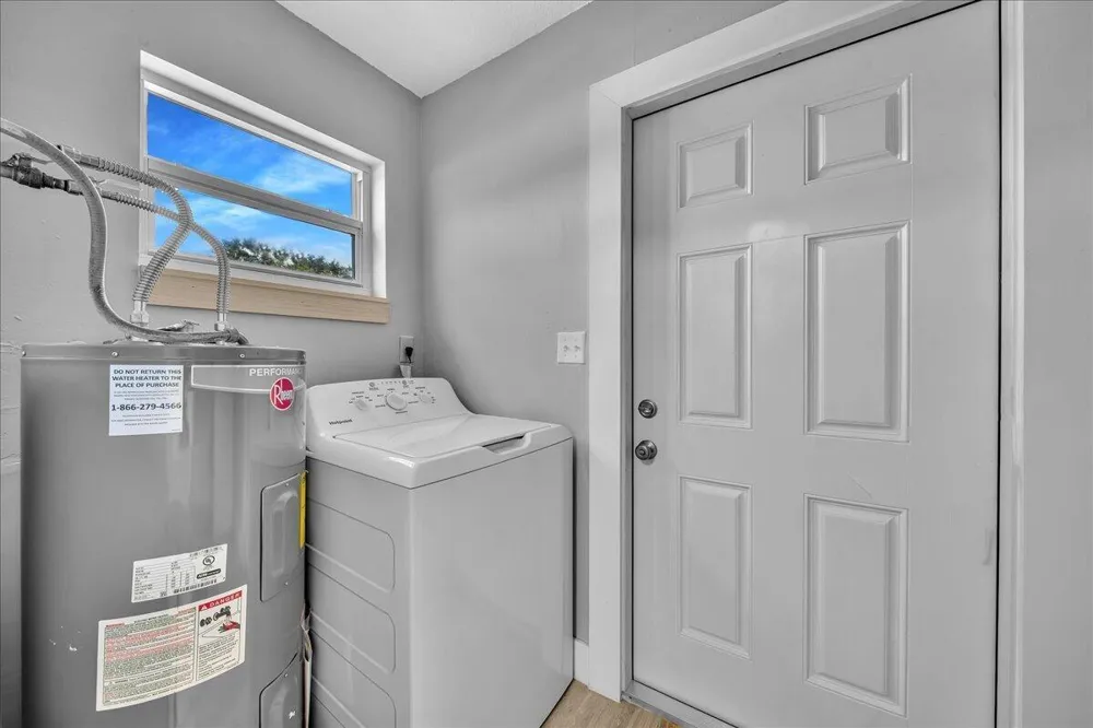 11 NE 28TH COURT Boynton Beach, FL 33435