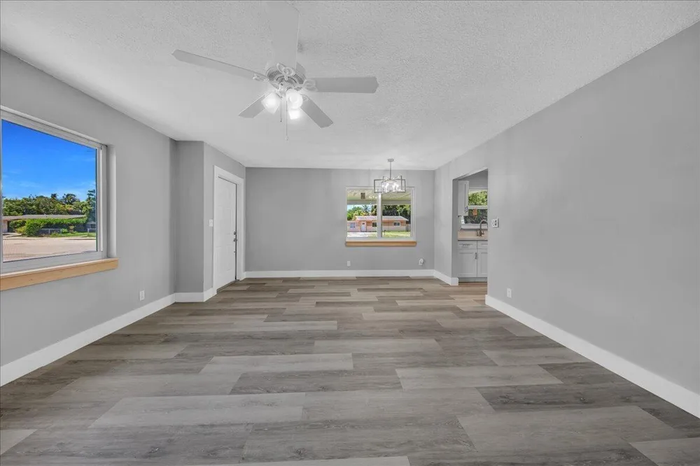 11 NE 28TH COURT Boynton Beach, FL 33435