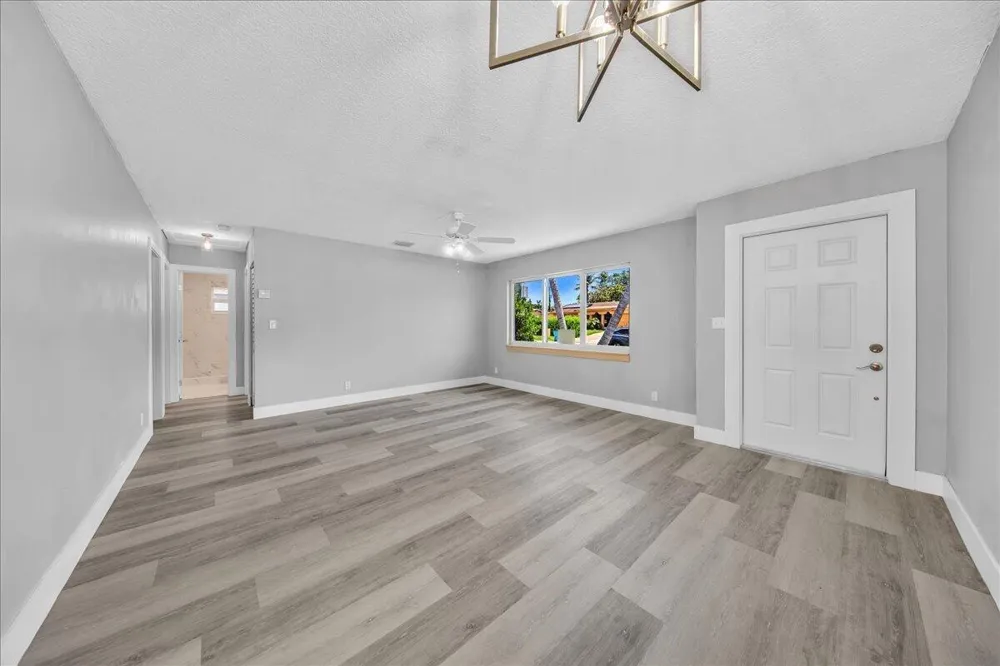 11 NE 28TH COURT Boynton Beach, FL 33435