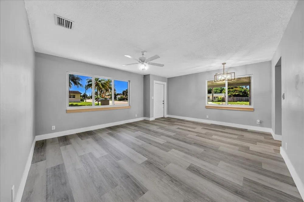 11 NE 28TH COURT Boynton Beach, FL 33435