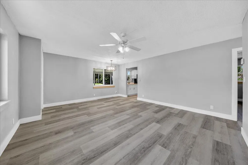 11 NE 28TH COURT Boynton Beach, FL 33435