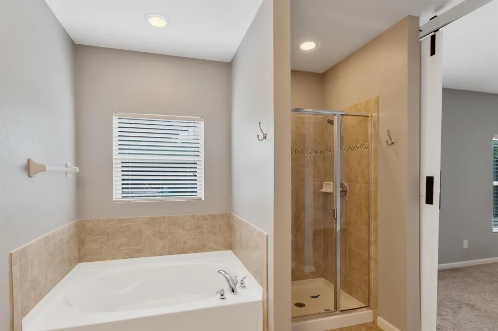 655 VALENCIA CIRCLE SW Vero Beach, FL 32968