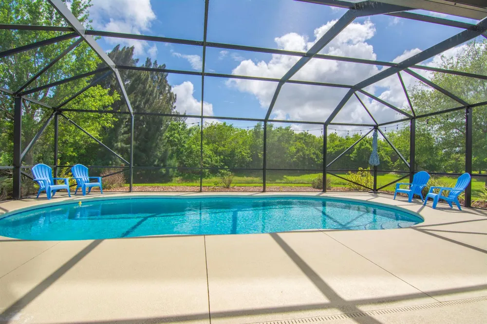 655 VALENCIA CIRCLE SW Vero Beach, FL 32968