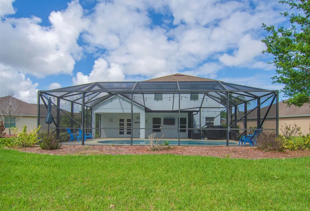 655 VALENCIA CIRCLE SW Vero Beach, FL 32968
