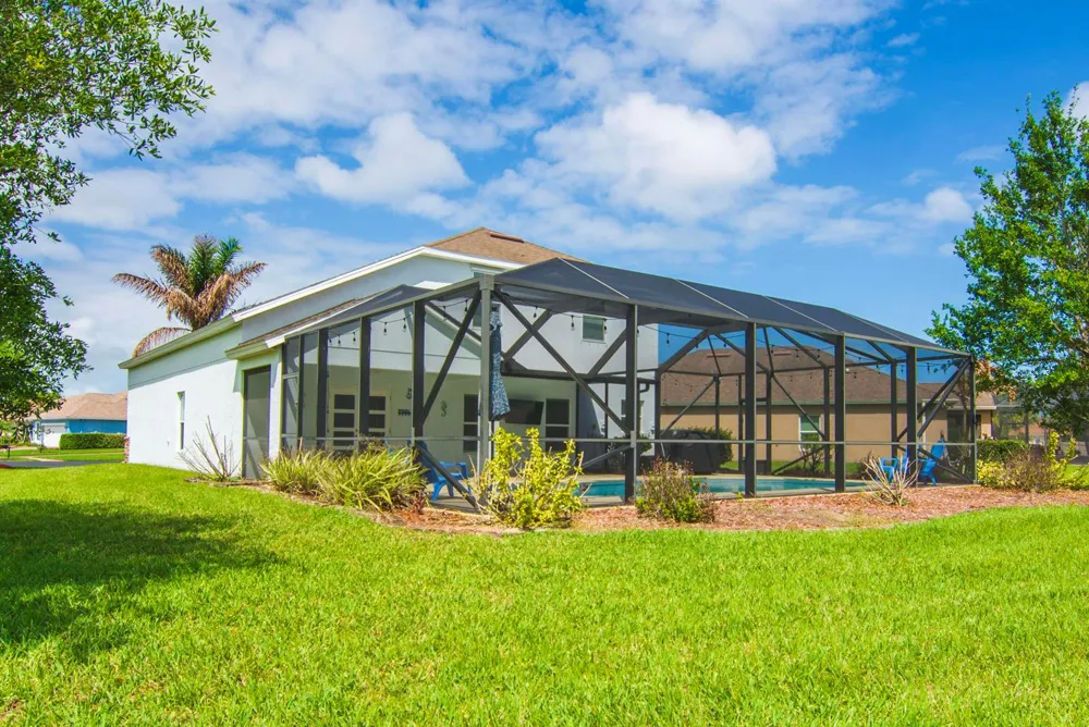 655 VALENCIA CIRCLE SW Vero Beach, FL 32968