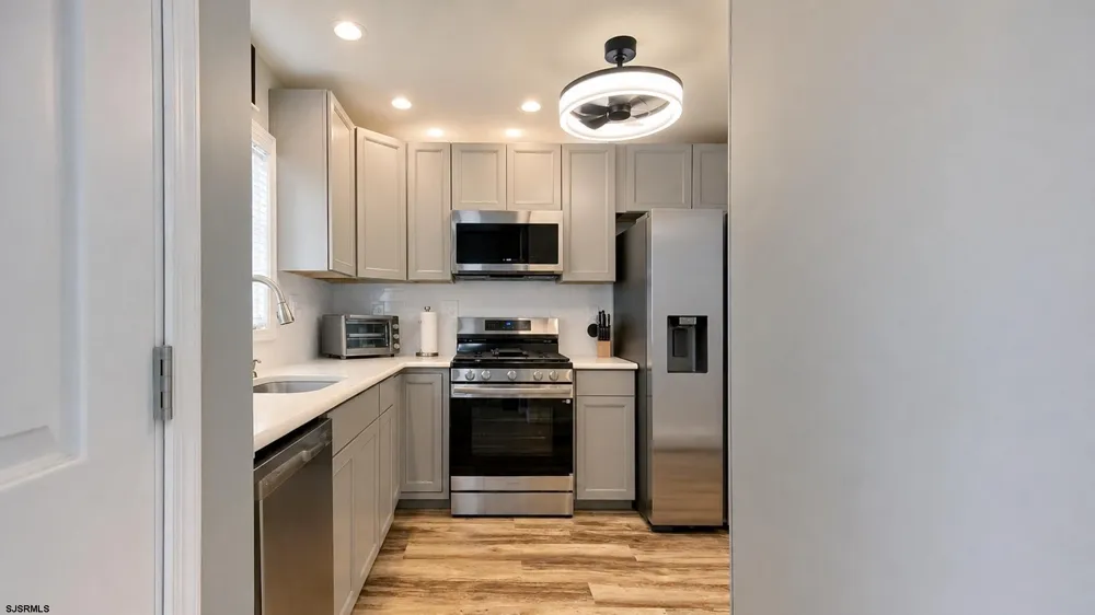 424 Simpson Ave Ocean City, NJ 08226
