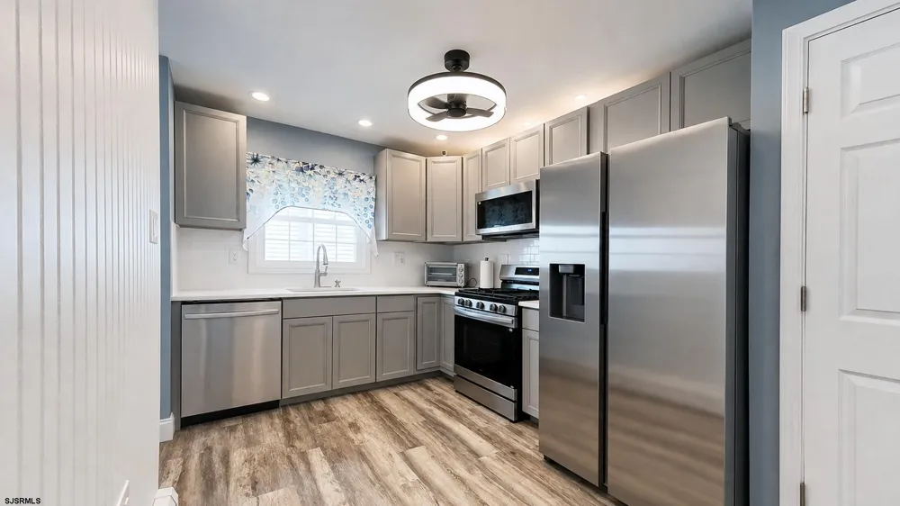 424 Simpson Ave Ocean City, NJ 08226