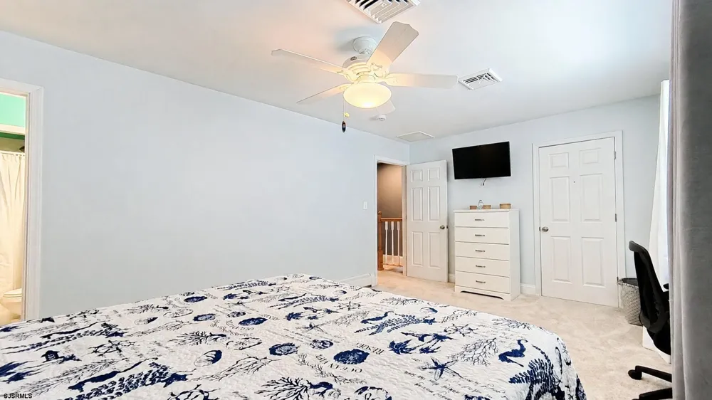 424 Simpson Ave Ocean City, NJ 08226