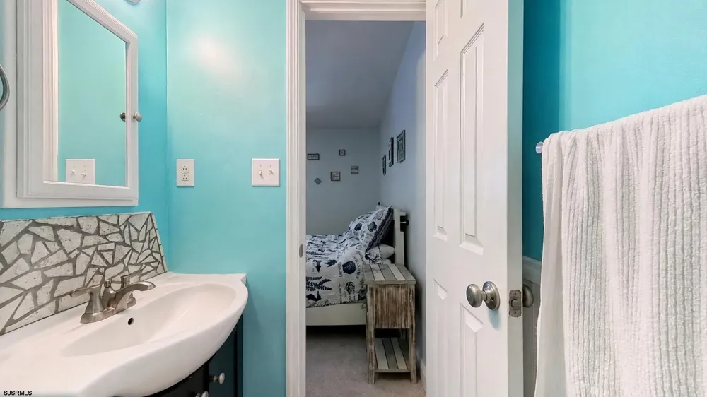 424 Simpson Ave Ocean City, NJ 08226