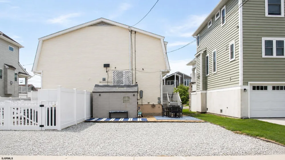 424 Simpson Ave Ocean City, NJ 08226