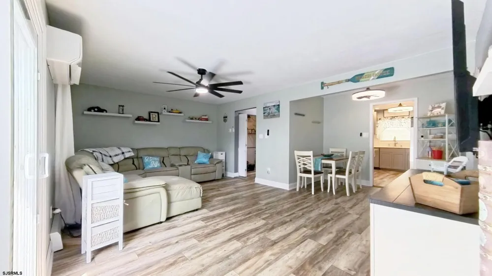 424 Simpson Ave Ocean City, NJ 08226