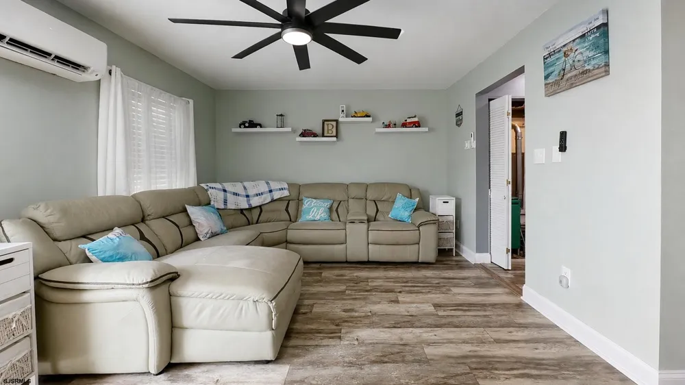 424 Simpson Ave Ocean City, NJ 08226