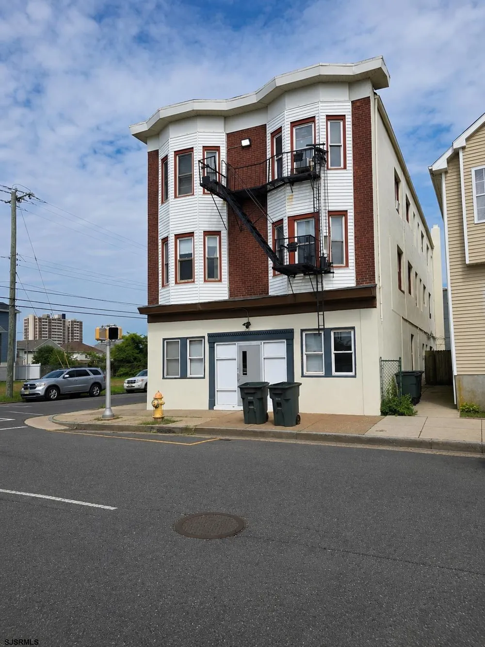 633 Arctic Ave Atlantic City, NJ 08401