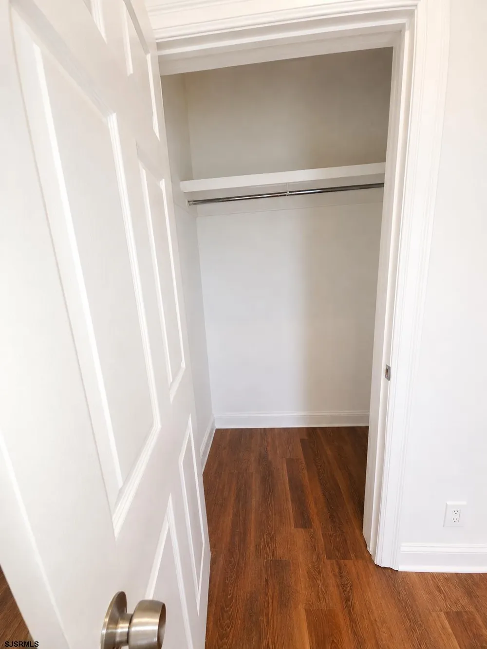 633 Arctic Ave Atlantic City, NJ 08401