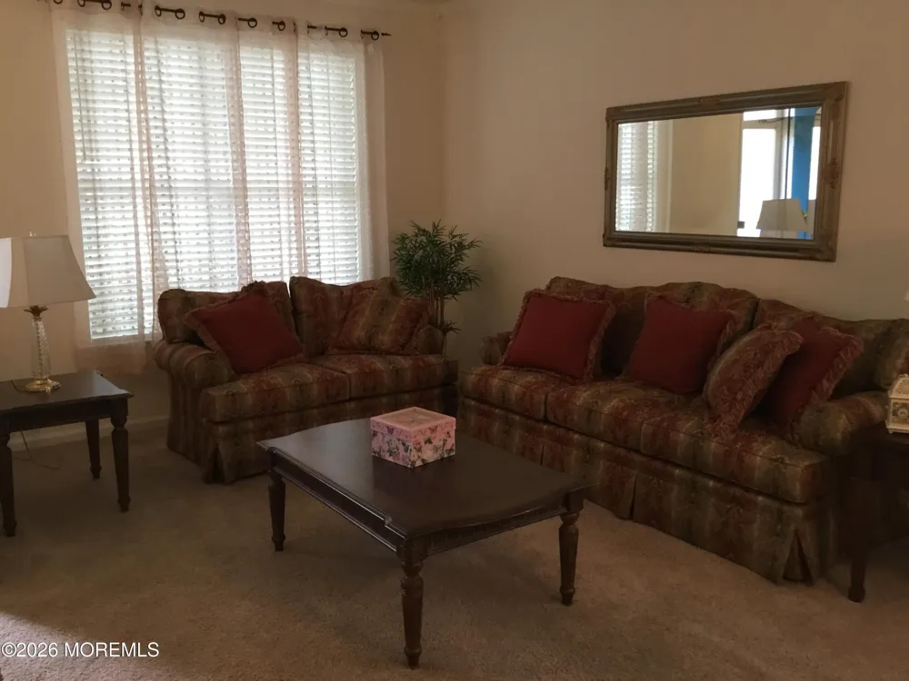 76 Robin Lane Barnegat, NJ 08005