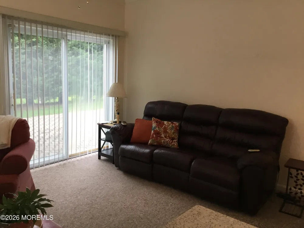 76 Robin Lane Barnegat, NJ 08005