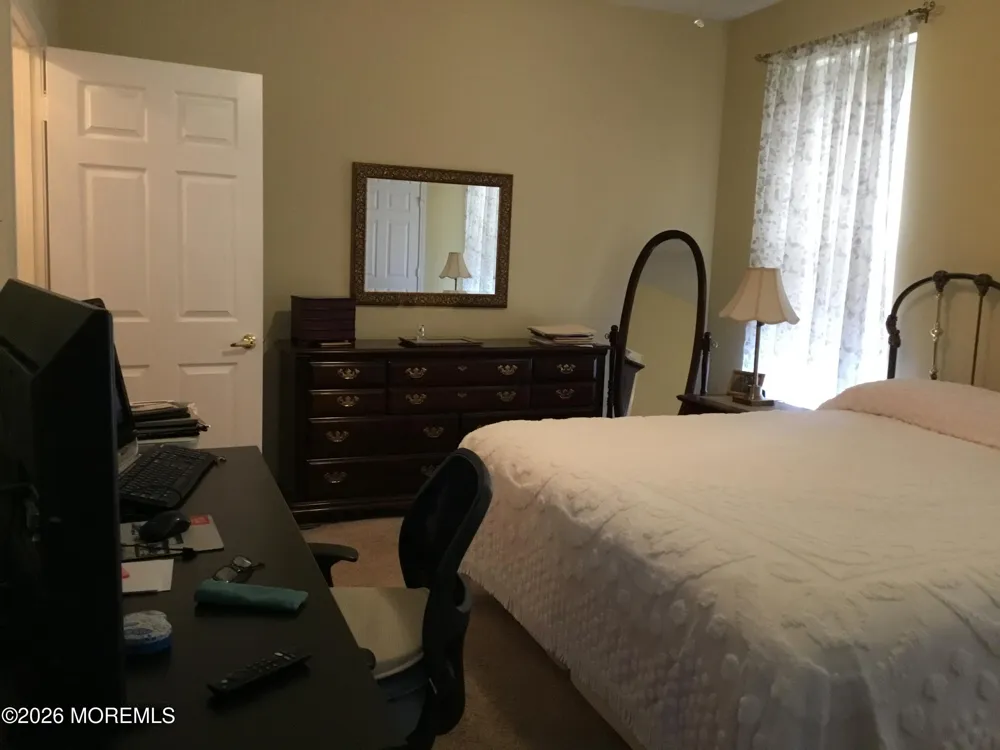 76 Robin Lane Barnegat, NJ 08005