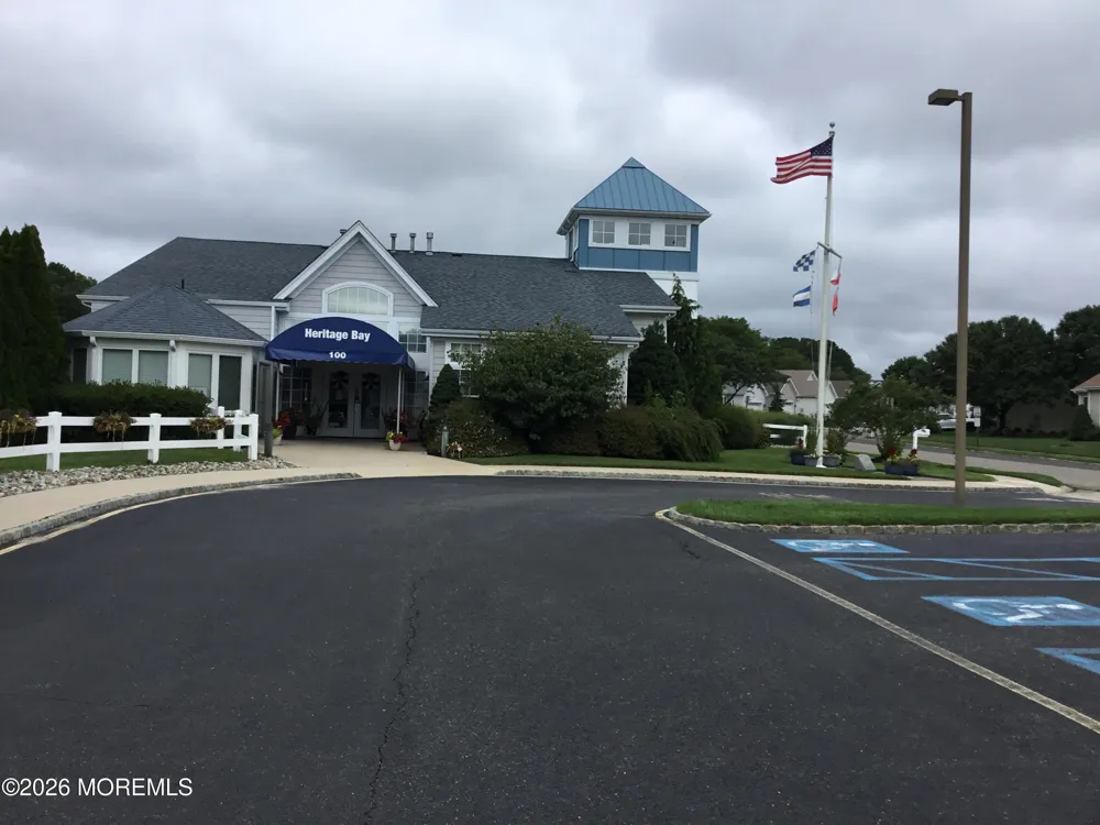 76 Robin Lane Barnegat, NJ 08005