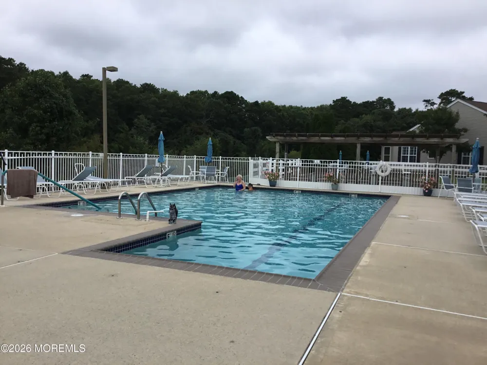 76 Robin Lane Barnegat, NJ 08005