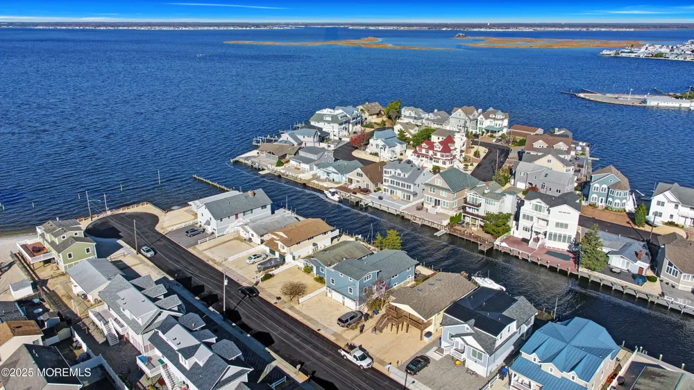 256 Ocean Bay Boulevard Lavallette, NJ 08735