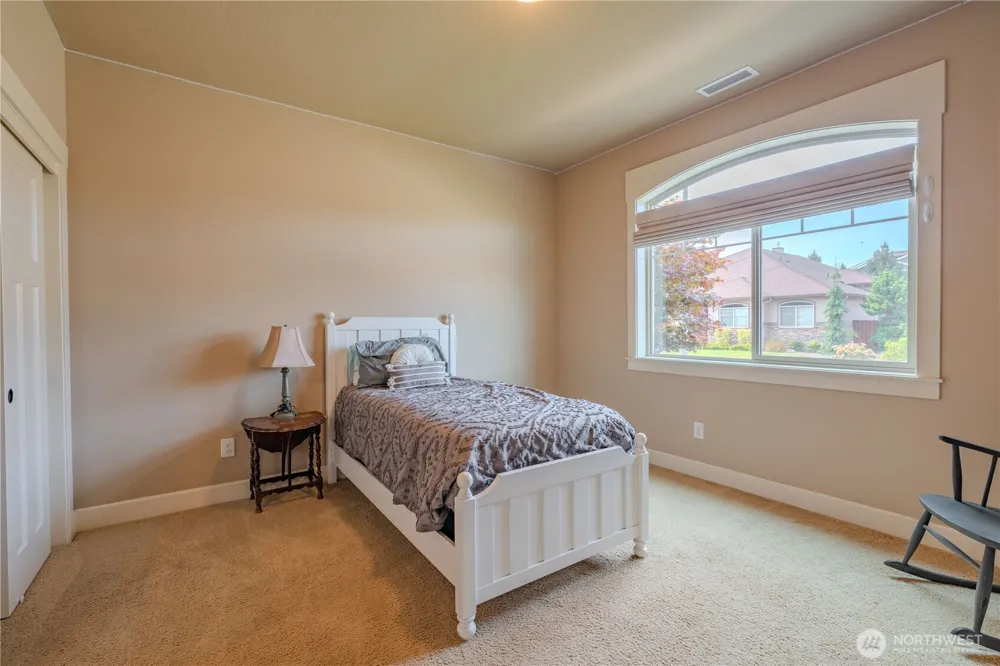 1822 S Dusky Drive Ridgefield, WA 98642