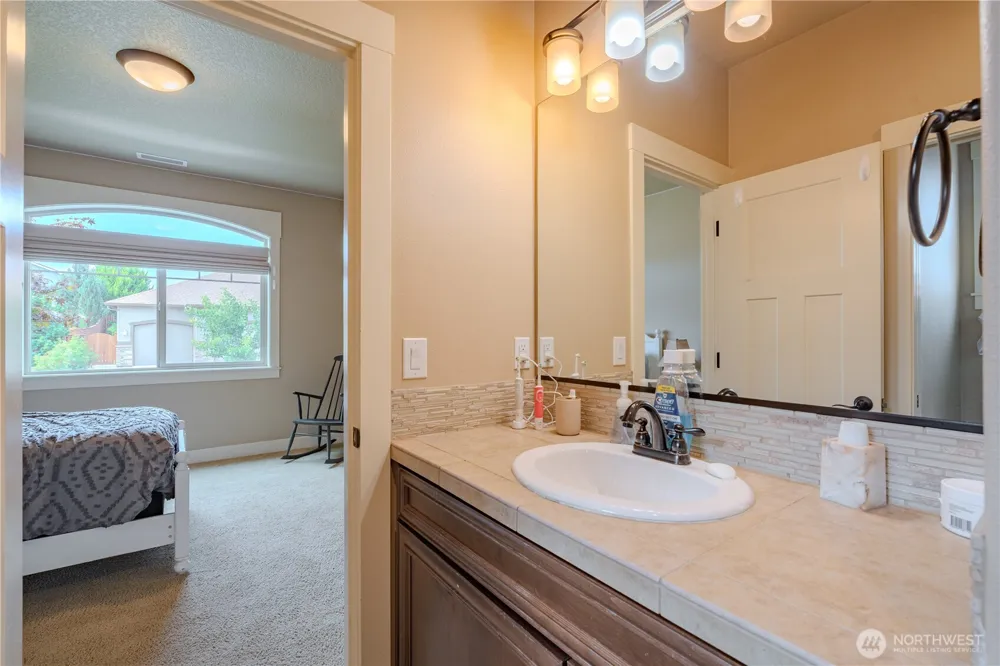 1822 S Dusky Drive Ridgefield, WA 98642
