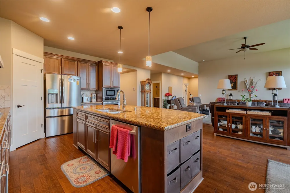 1822 S Dusky Drive Ridgefield, WA 98642