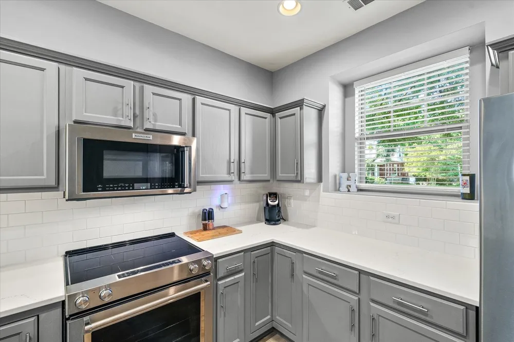 2050 Elliott Ave Nashville, TN 37204