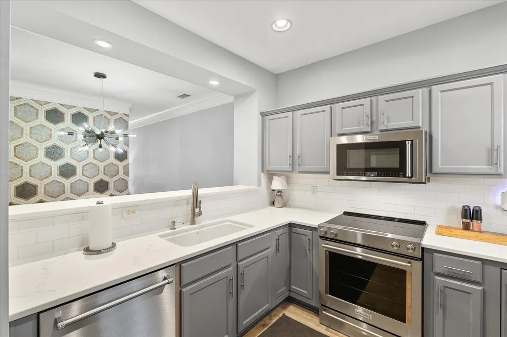 2050 Elliott Ave Nashville, TN 37204