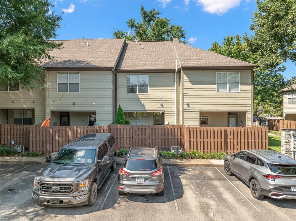 2050 Elliott Ave Nashville, TN 37204