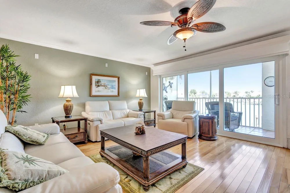 521 PINELLAS BAYWAY S #105 Tierra Verde, FL 33715