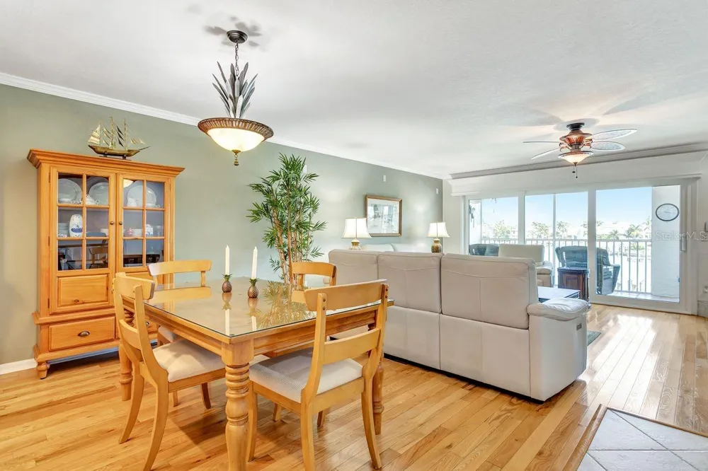521 PINELLAS BAYWAY S #105 Tierra Verde, FL 33715