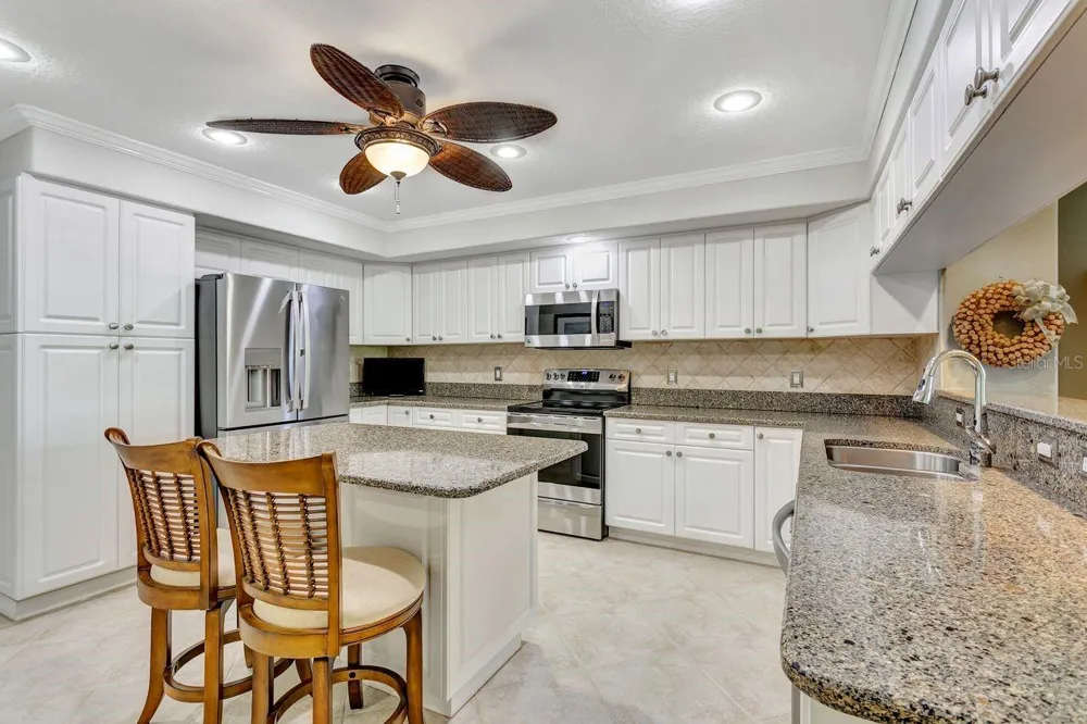 521 PINELLAS BAYWAY S #105 Tierra Verde, FL 33715