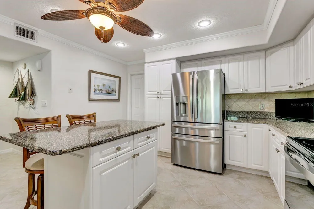 521 PINELLAS BAYWAY S #105 Tierra Verde, FL 33715