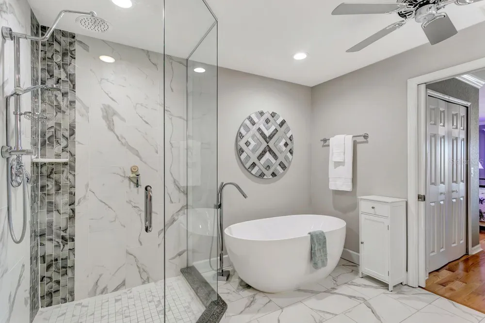 521 PINELLAS BAYWAY S #105 Tierra Verde, FL 33715