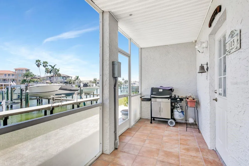 521 PINELLAS BAYWAY S #105 Tierra Verde, FL 33715