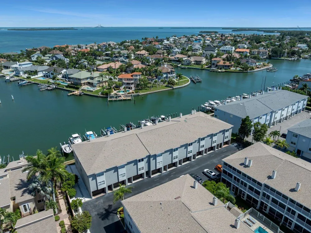 521 PINELLAS BAYWAY S #105 Tierra Verde, FL 33715