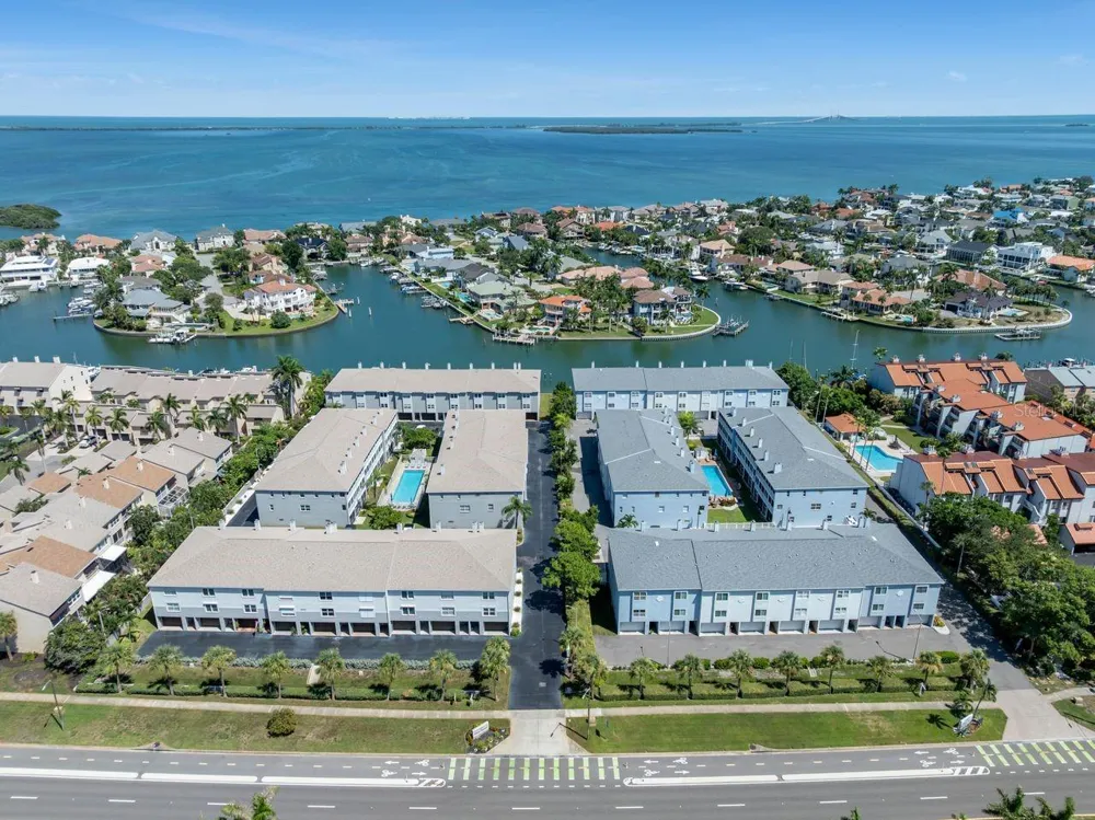 521 PINELLAS BAYWAY S #105 Tierra Verde, FL 33715
