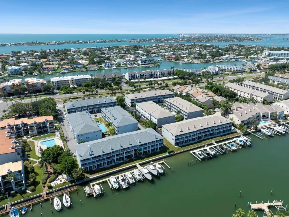 521 PINELLAS BAYWAY S #105 Tierra Verde, FL 33715